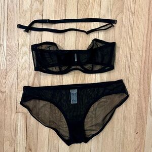 Eres Indiscrete Convertible Bra and Panties Black NWOT